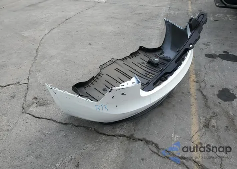 2024 Tesla Model 3 from USA, damaged, VIN 5YJ3E1EB9RF772610